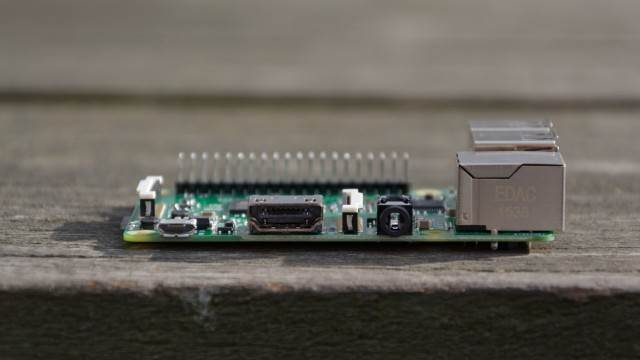 Ten Projects You Can Try With A Raspberry Pi Hardware Business It