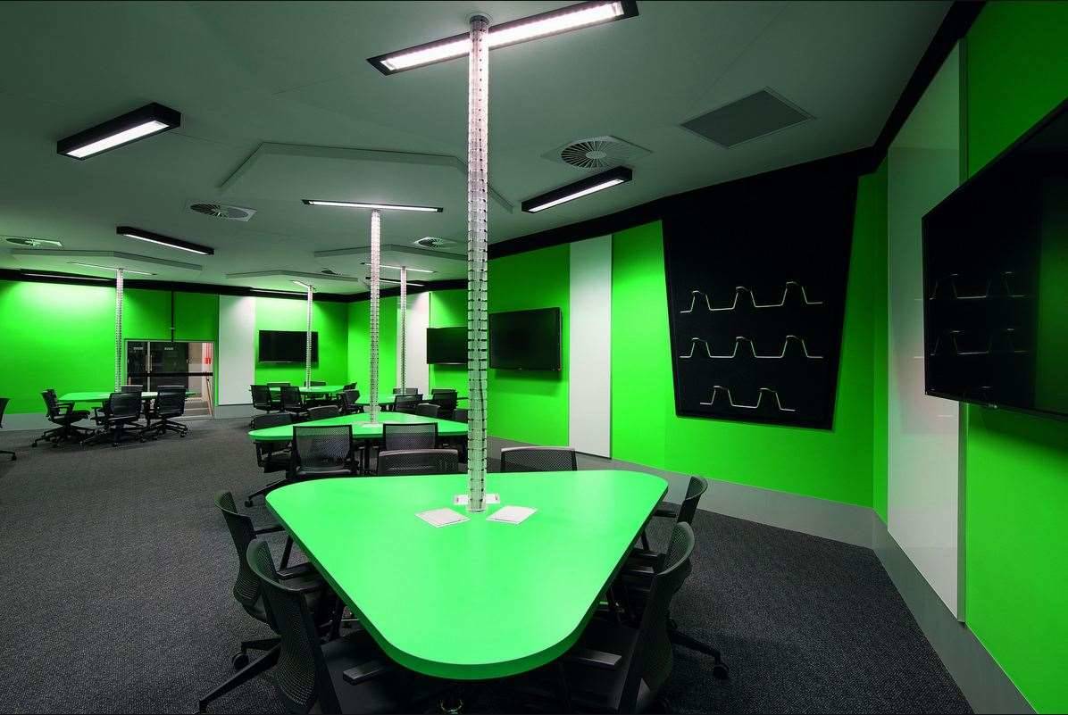 Photos RMIT's desktopfree university Hardware iTnews