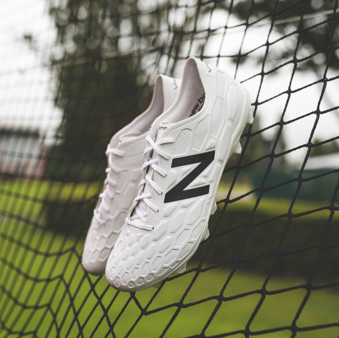 New balance best sale white out boots