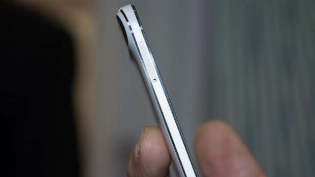 Google Nexus 6P review: Left edge