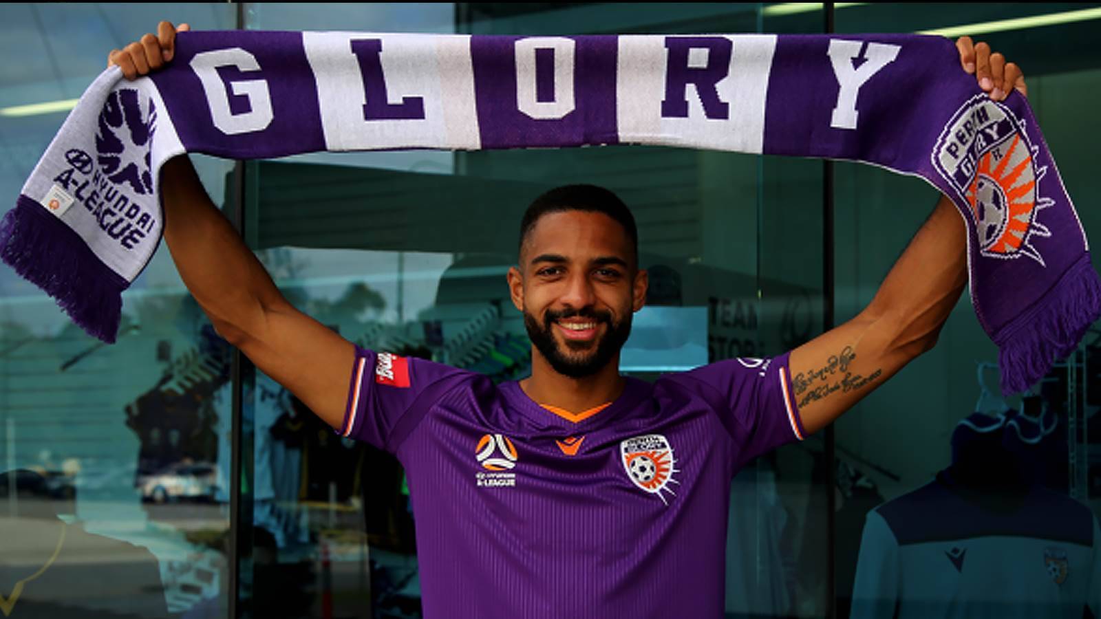 Glory swoop for Swiss defender Glory swoop for Swiss defender