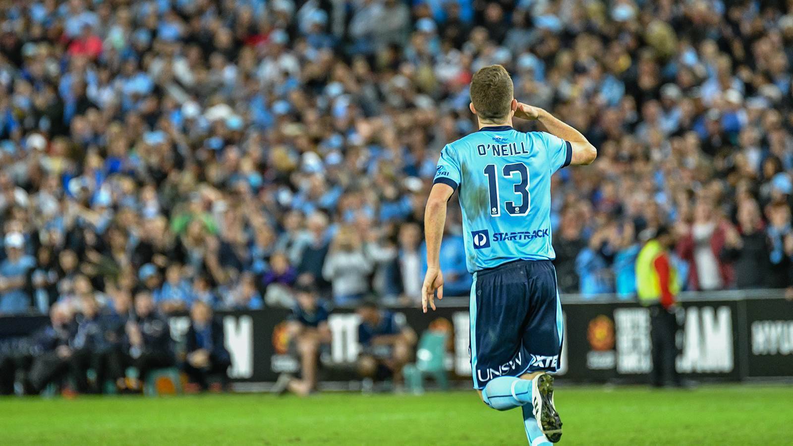 Sydney FC lose O'Neill to Asian club Sydney FC lose O'Neill to Asian club