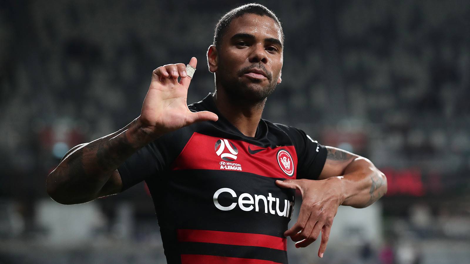 Muller blow overshadows Wanderers revival Muller blow overshadows Wanderers revival