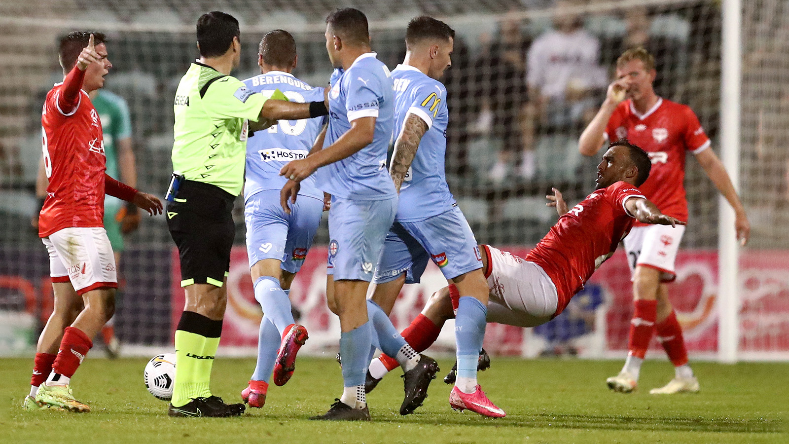 City fend off Phoenix in chaotic clash City fend off Phoenix in chaotic clash