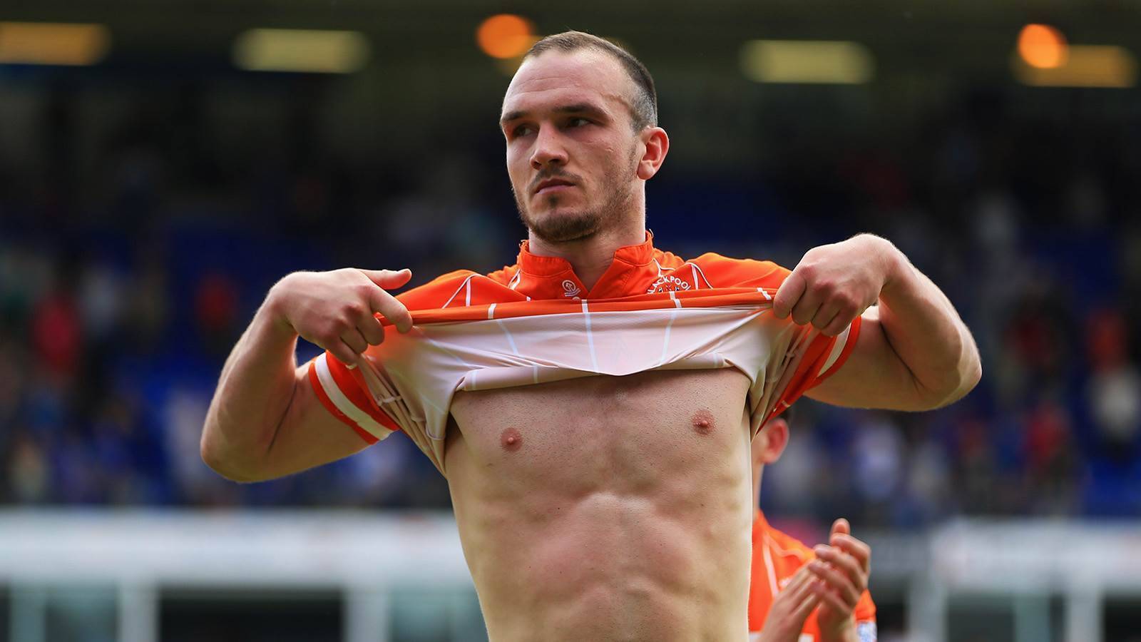 Fowler 'set to sign UK defender' Fowler 'set to sign UK defender'