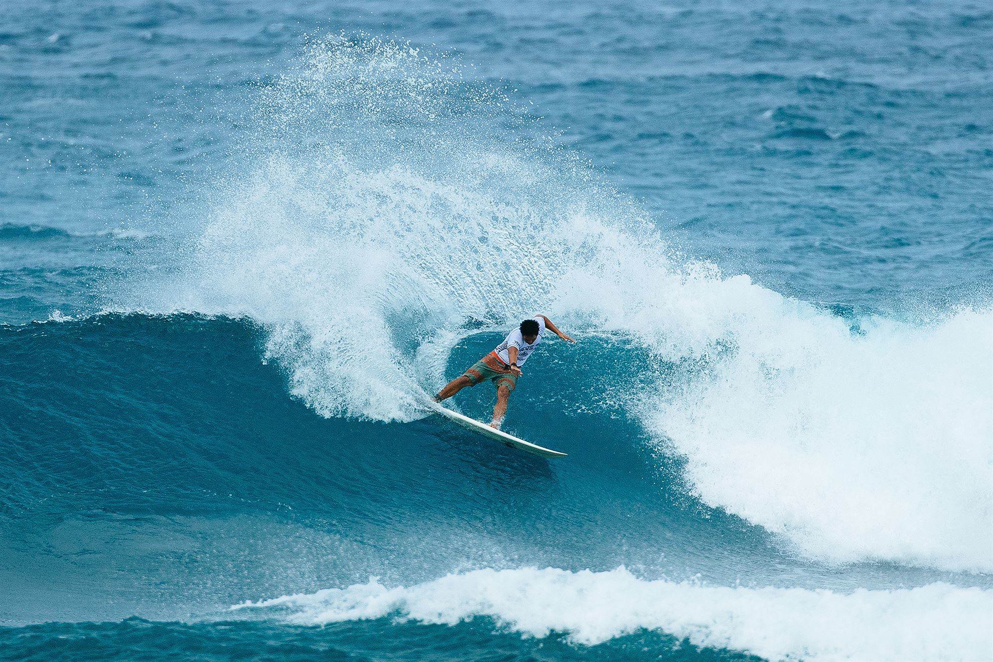 The Vans World Cup Of Surfing Kicks Off Tracks Magazine The Surfers