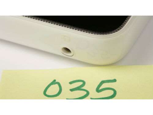 Original iPad prototype was fat and made from white plastic