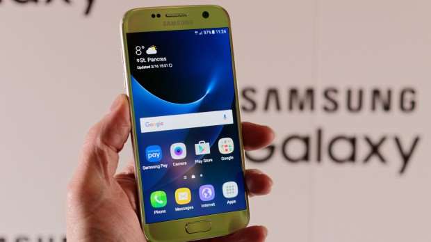 Samsung Galaxy S7 review: Front Samsung Galaxy S7 review: Front