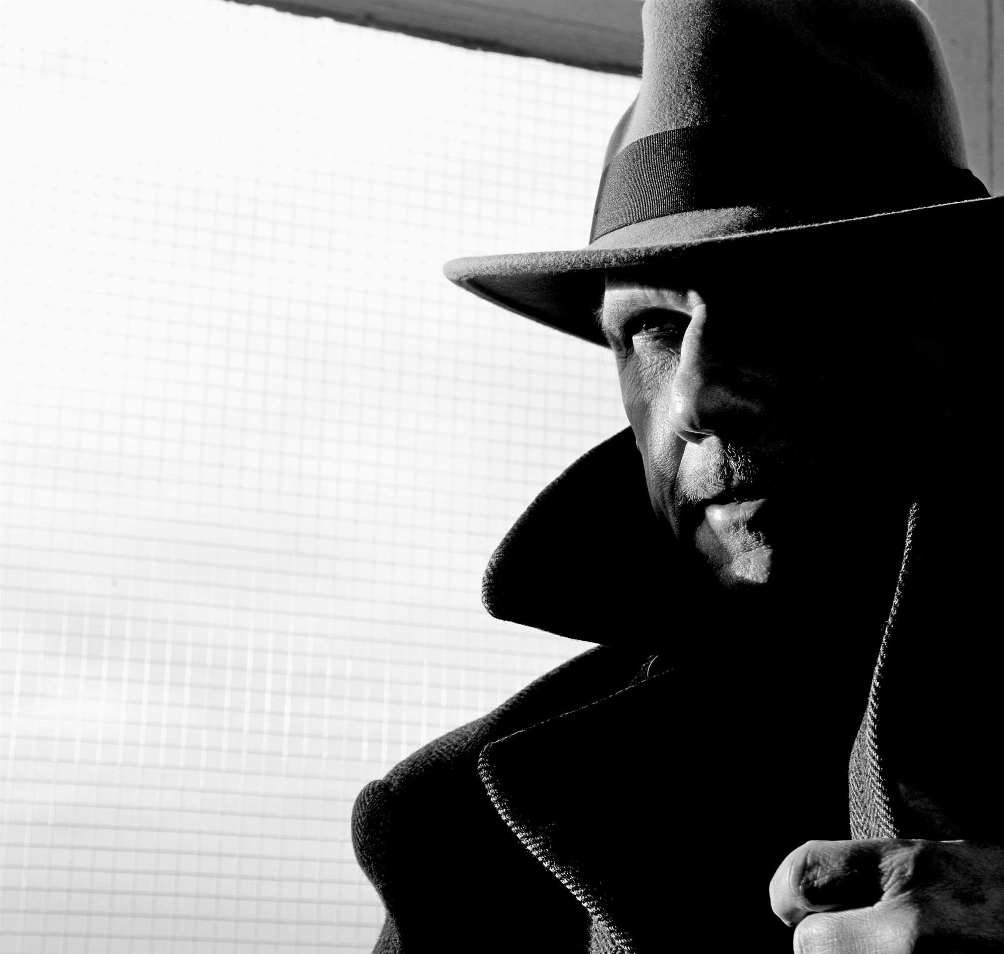 spy spies spy spies
