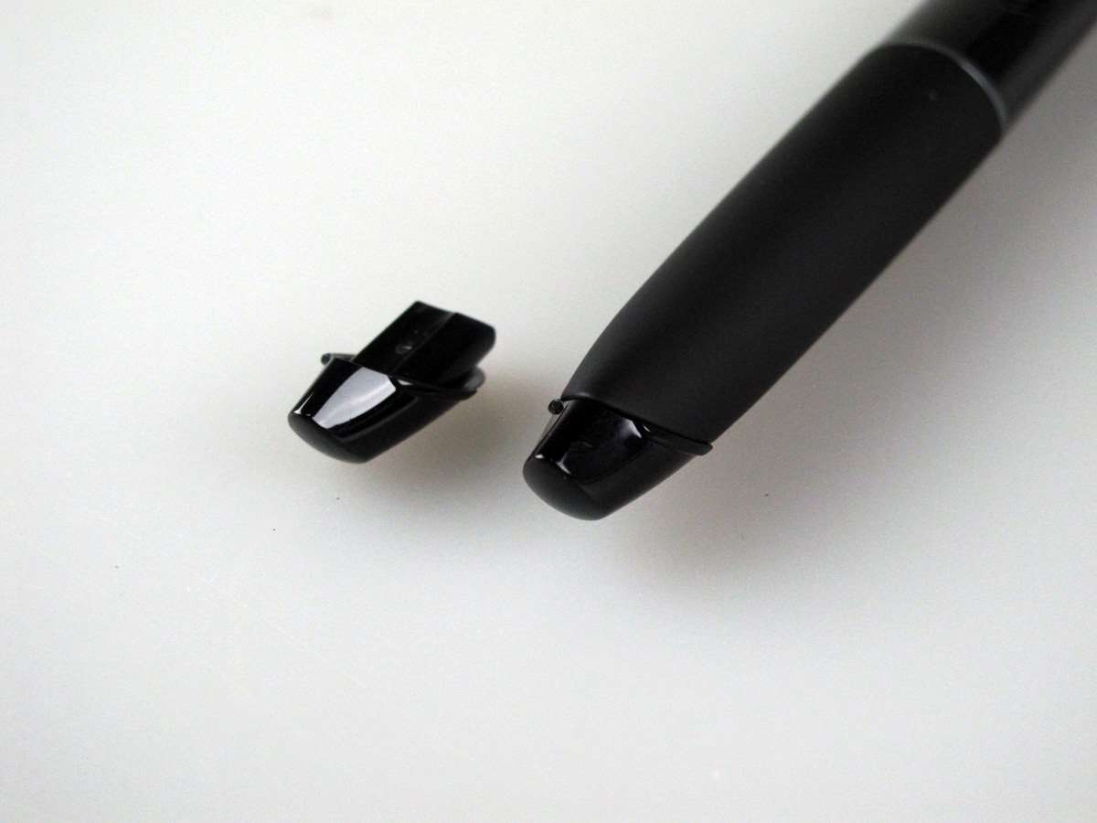 Unboxed Livescribe Echo, the pen that records as you write Hardware