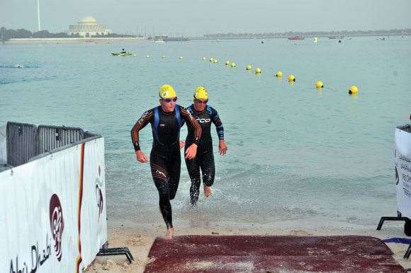 Melissa-Rollison Triathlon Melissa-Rollison/Hauschidt Triathlon Swim