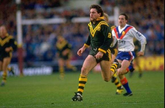 IS215DrinksWith02 Chasing the action for the Kangaroos in ‘86