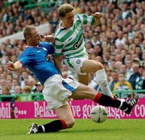 Soccoroo More Craig, this time at his defensive best for Rangers, vs Celtic, 2004.