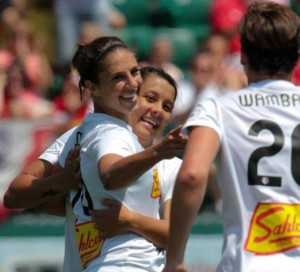 USWNT veterans Lloyd and Wambach had an impact on Kerr's game | (Credit: Mark Novak)
