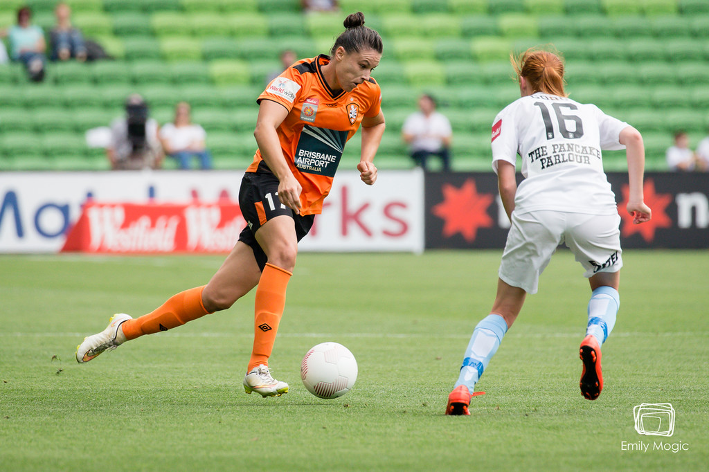 Emily Gielnik in action for Brisbane Roar (Photo: Emily Mogic Phtography)