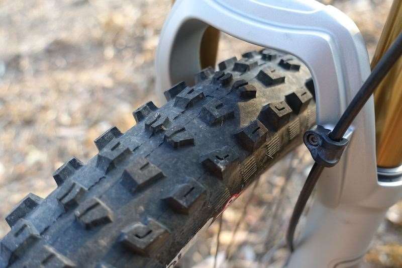 specialized bike tyres