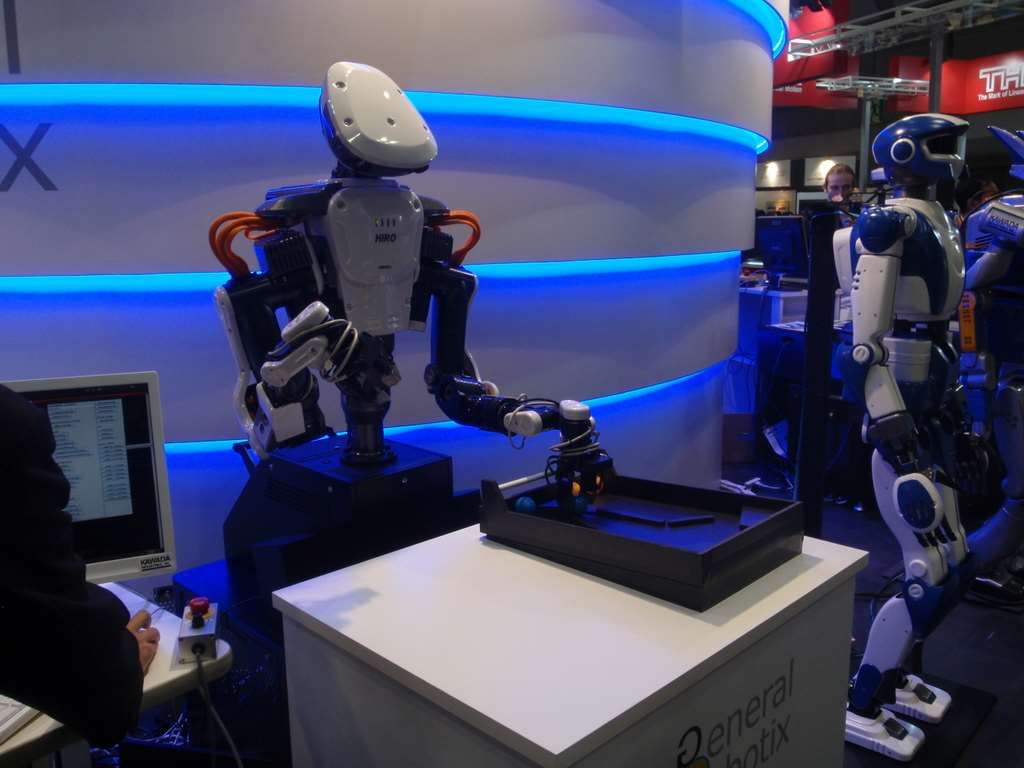 Photos: IREX Robot Exhibition 2011, Tokyo - Hardware - iTnews