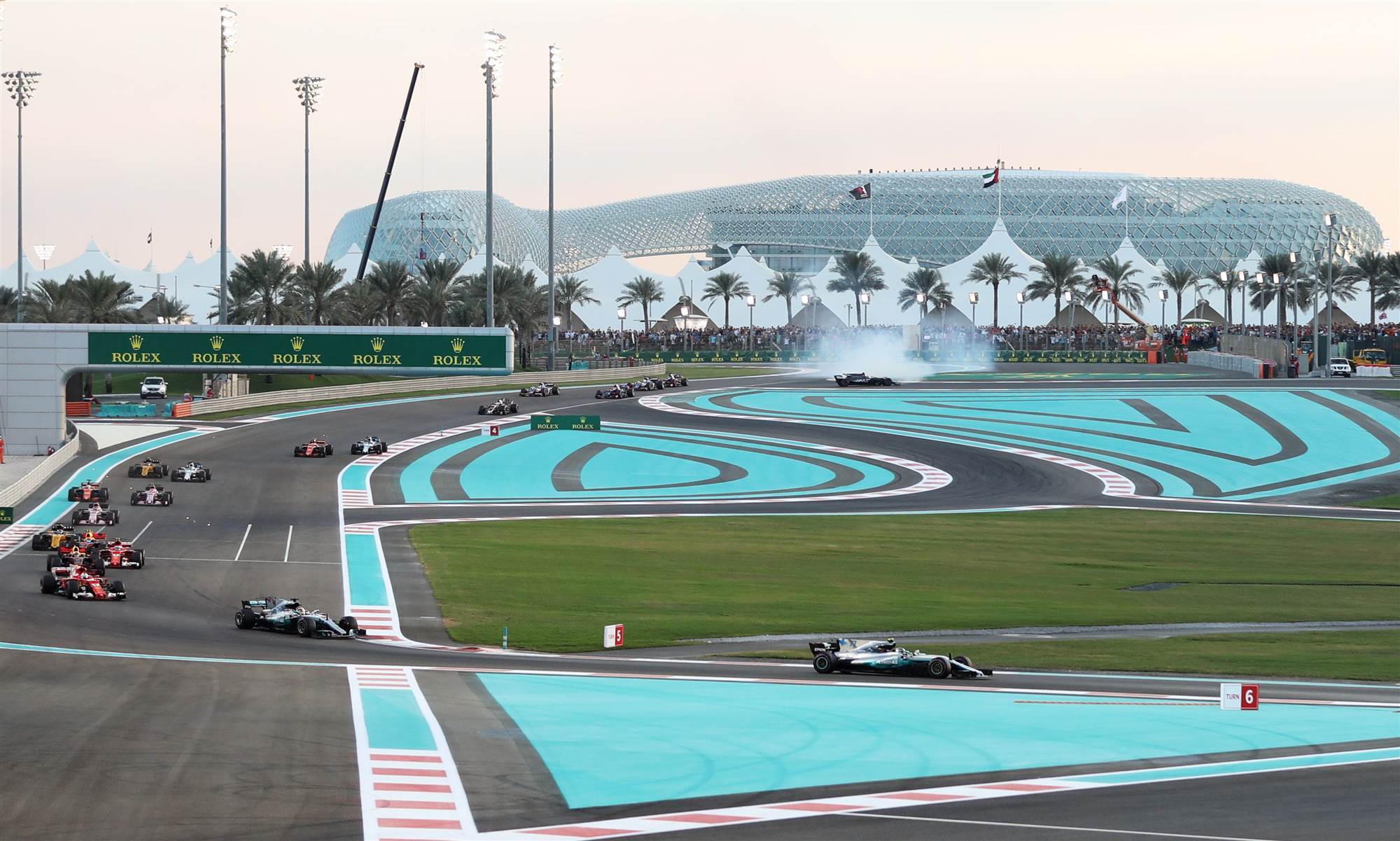 pic gallery: Abu Dhabi f1 - Motorsport - Inside Sport