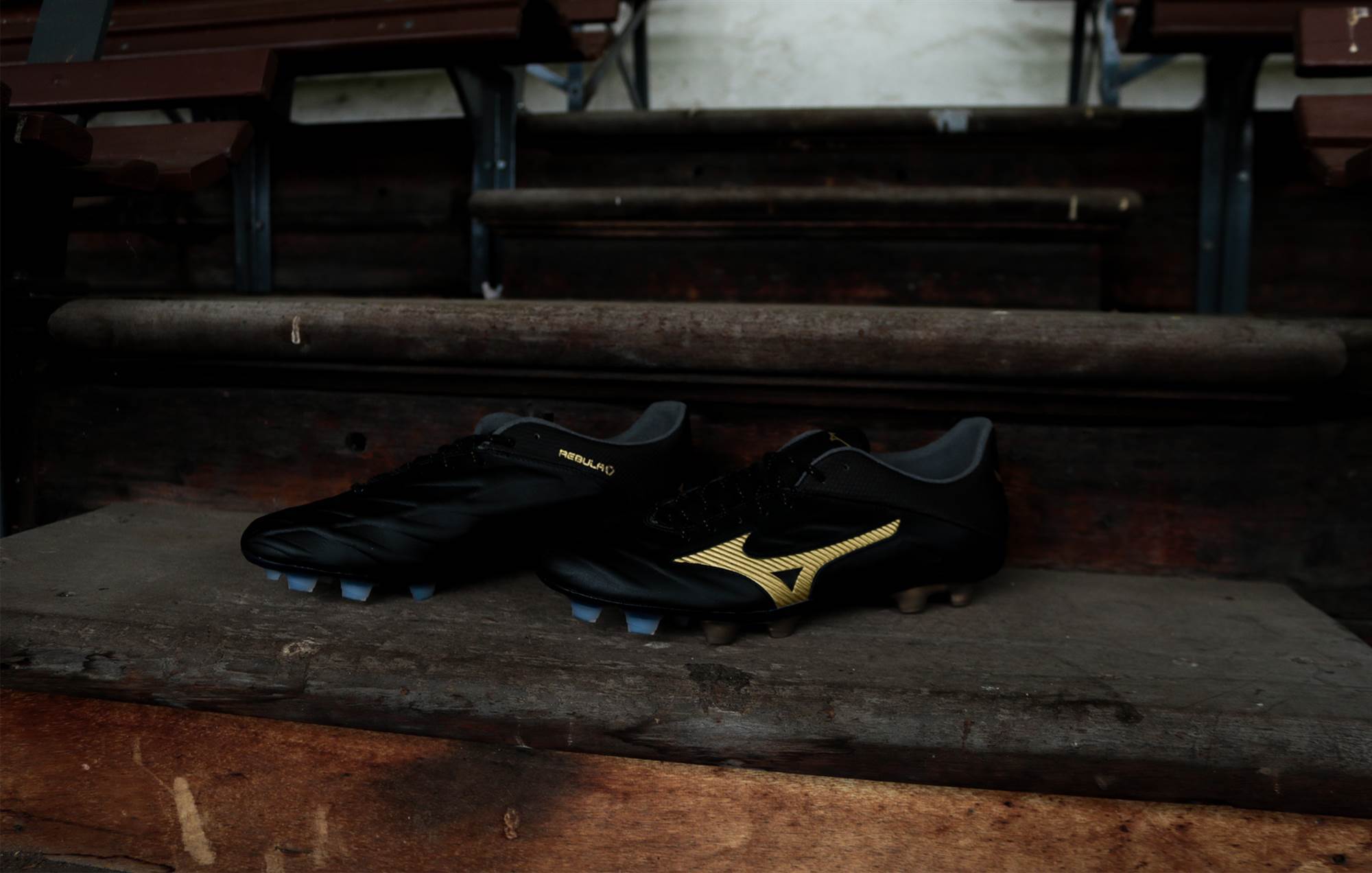 mizuno rebula black