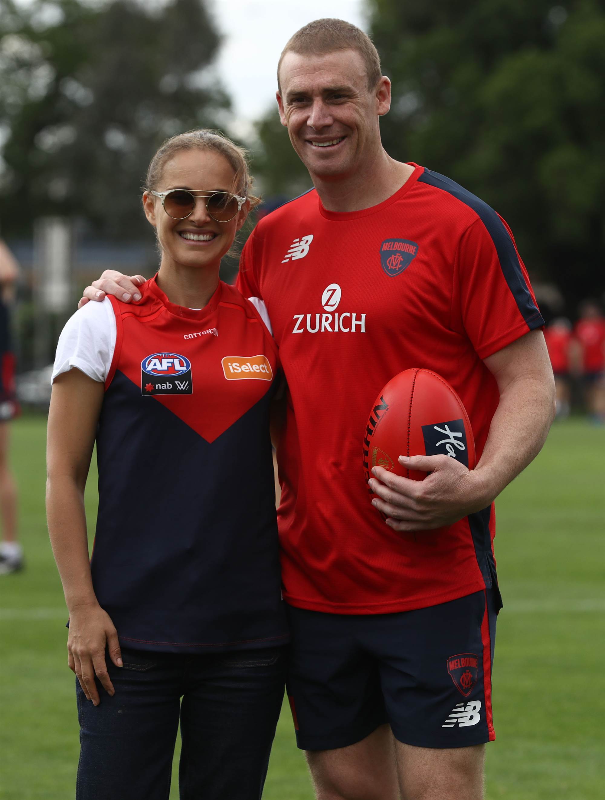 Natalie Portman meets Melbourne Demons - pic special - AFL - Inside Sport