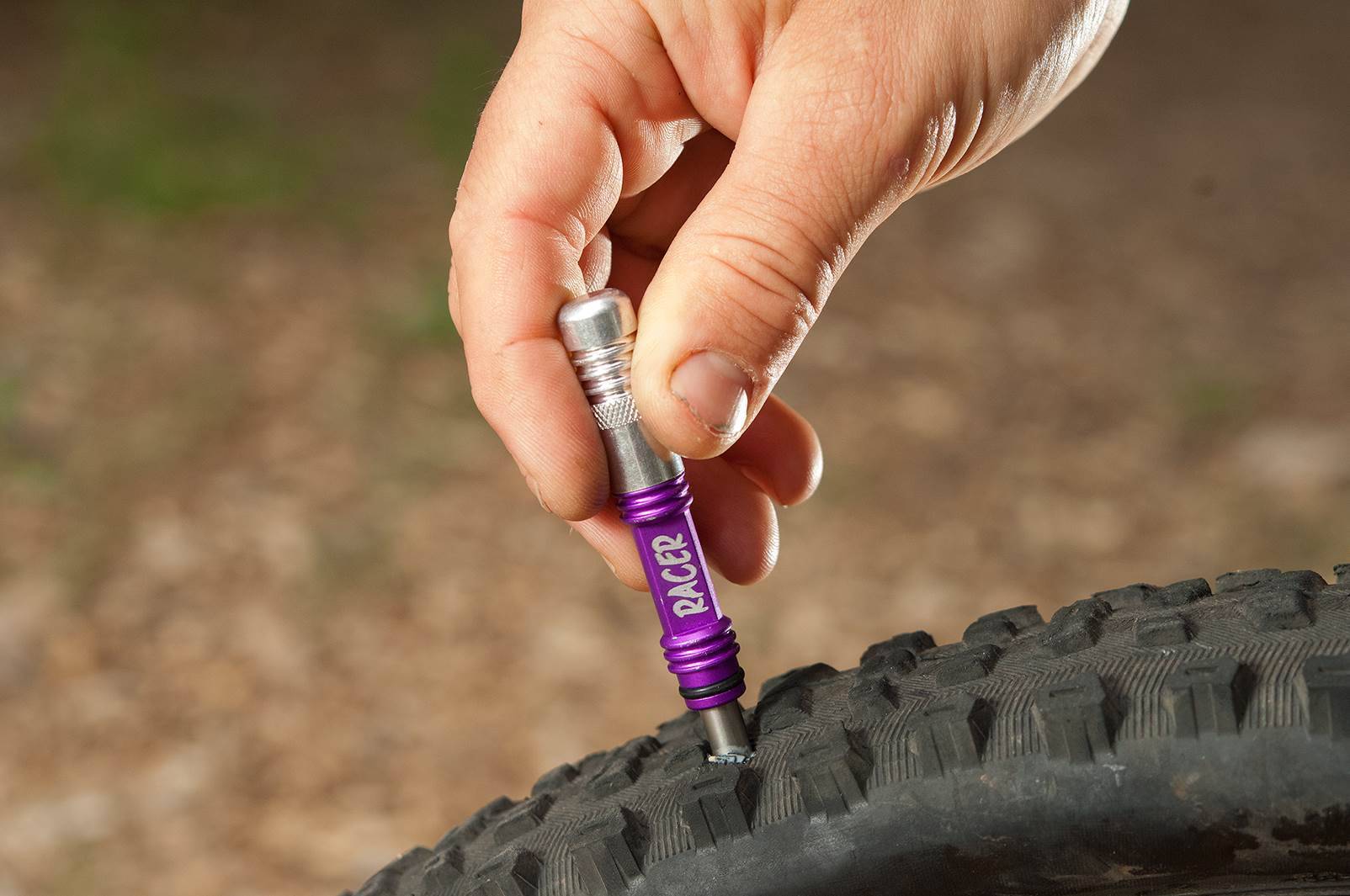 How to use a Dynaplug - Australian Mountain Bike | The home for ...