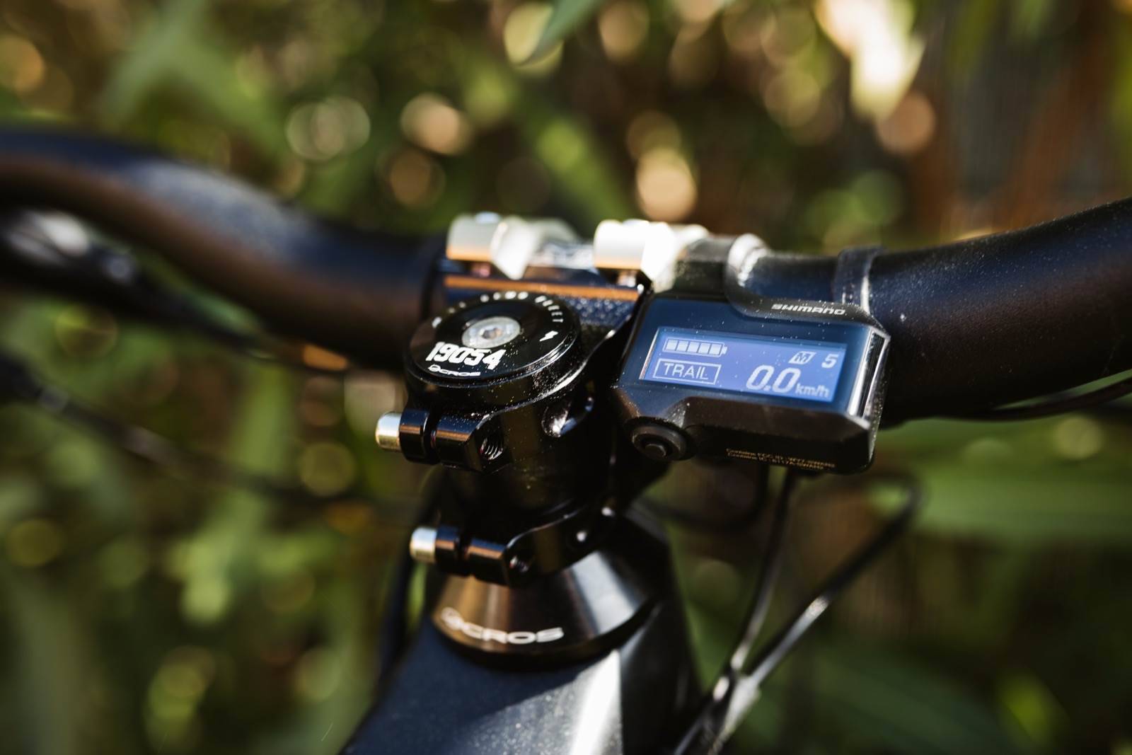 The YT Decoy is electric! Australian Mountain Bike The home for
