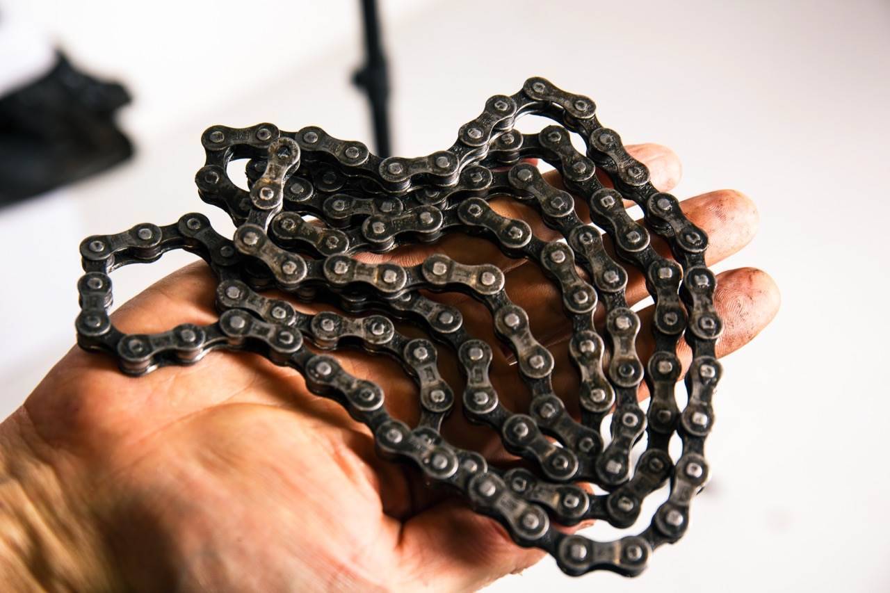 How to degrease your drivetrain Australian Mountain Bike