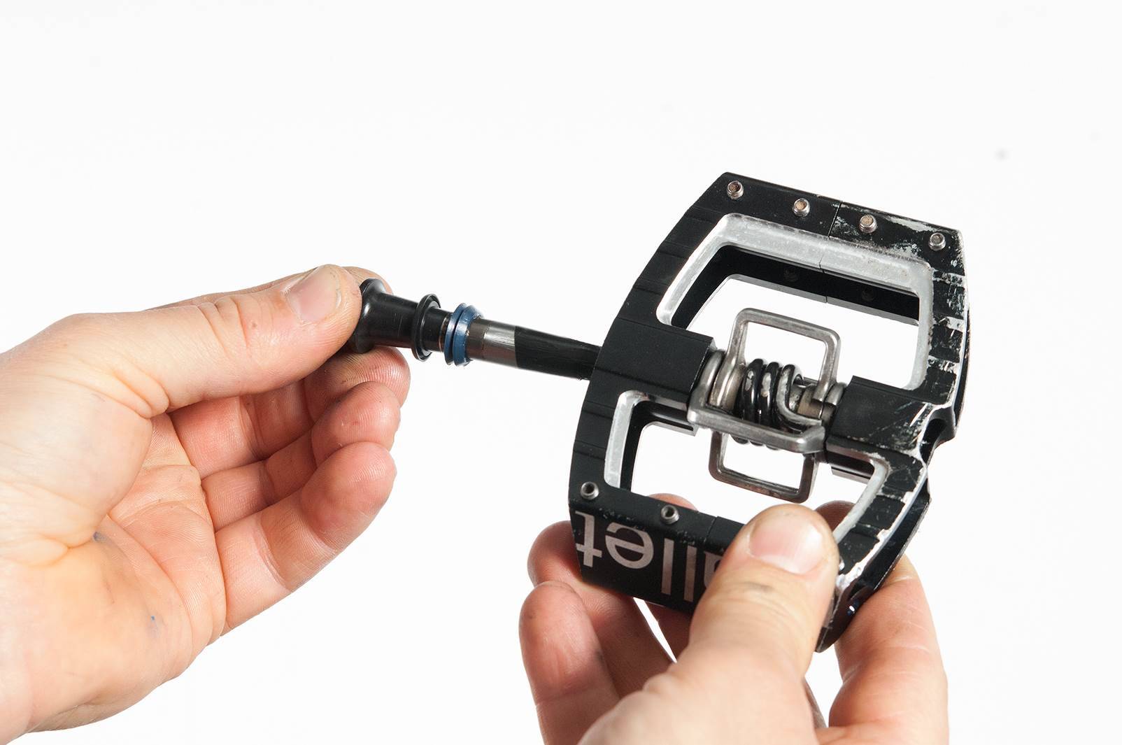 Crank Brothers Mallet DH pedal rebuild Australian Mountain