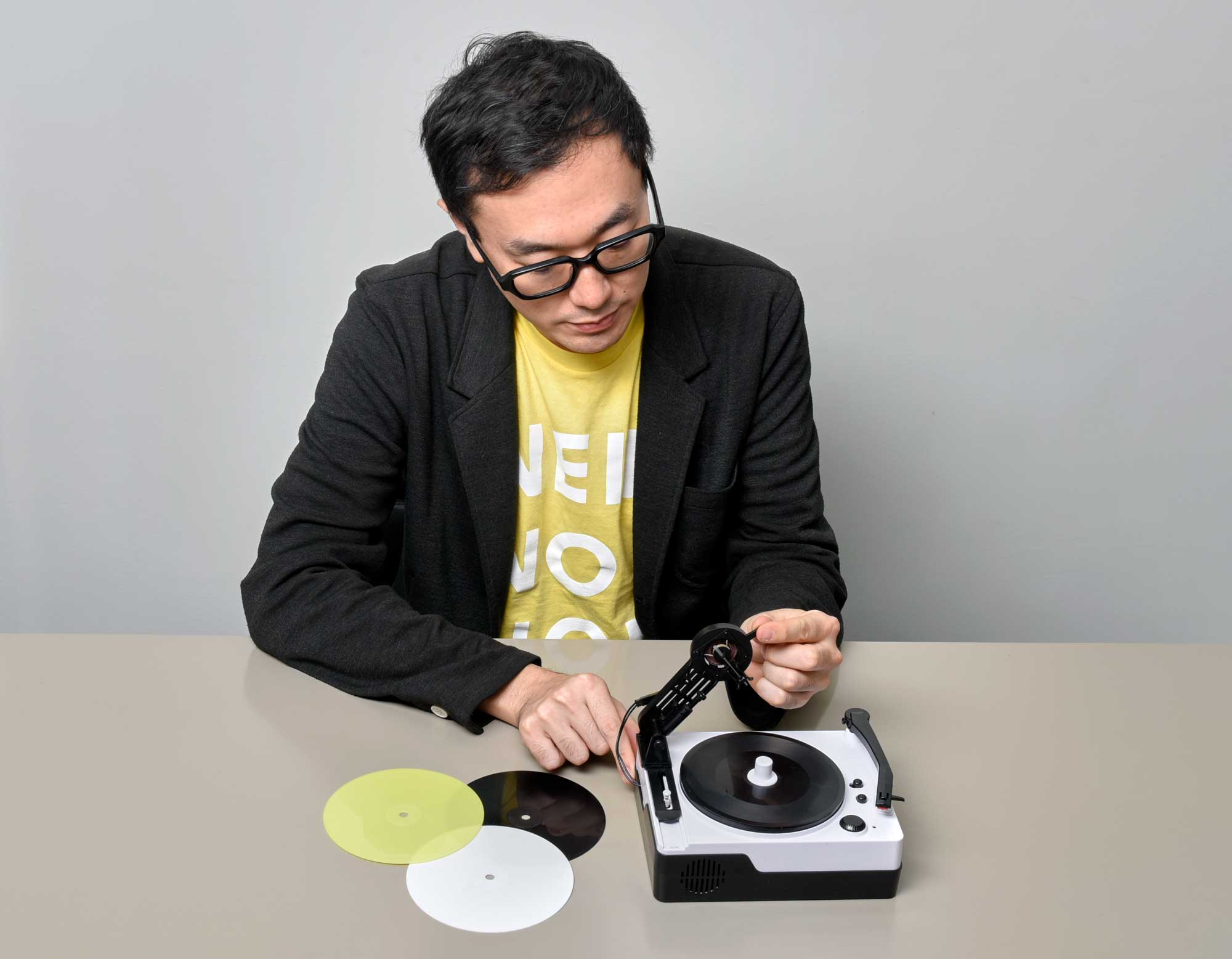 cut your vinyl record with this nifty toy • music • frankie • australian fashion magazine online