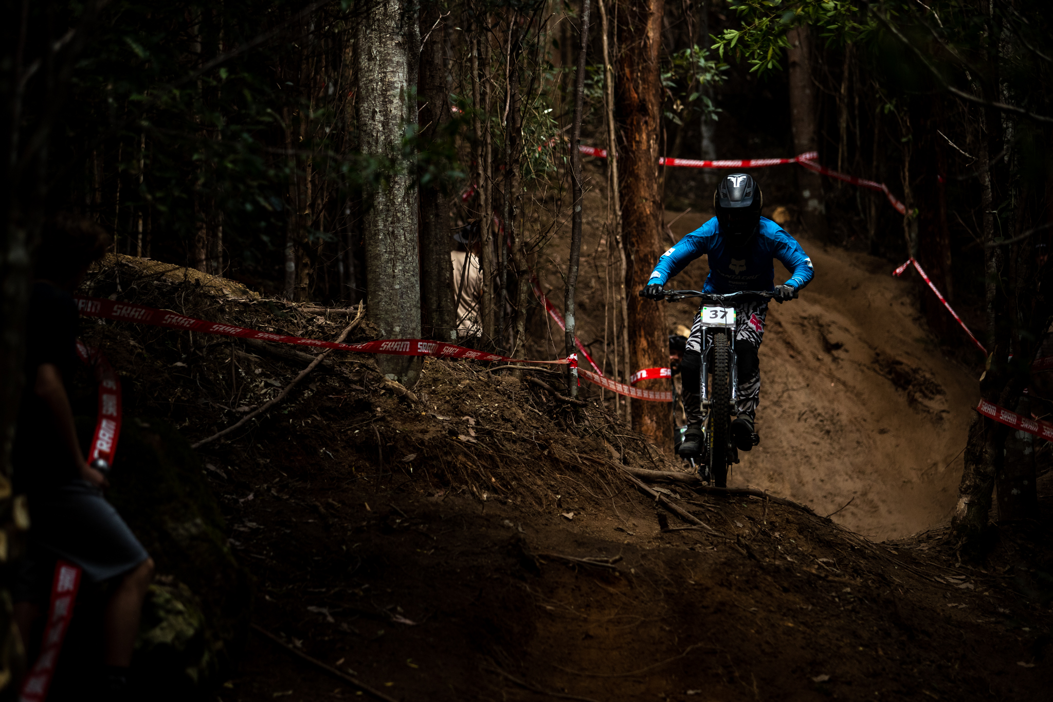 Who can win the Downhill National Championship? Australian Mountain