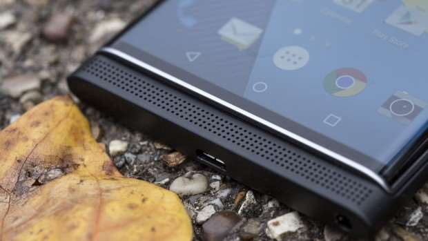 BlackBerry Priv review: Android alone can't save the company