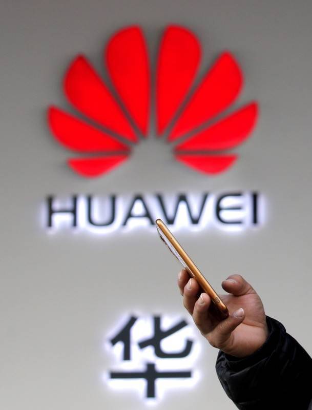 Czech cyber watchdog calls Huawei, ZTE products a security threat -  Security - Telco/ISP - iTnews