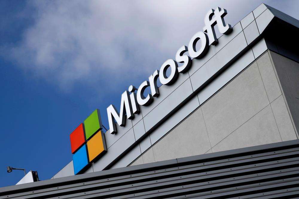 Microsoft to work with US community colleges to fill 250,000 cyber jobs - Vimarsana News