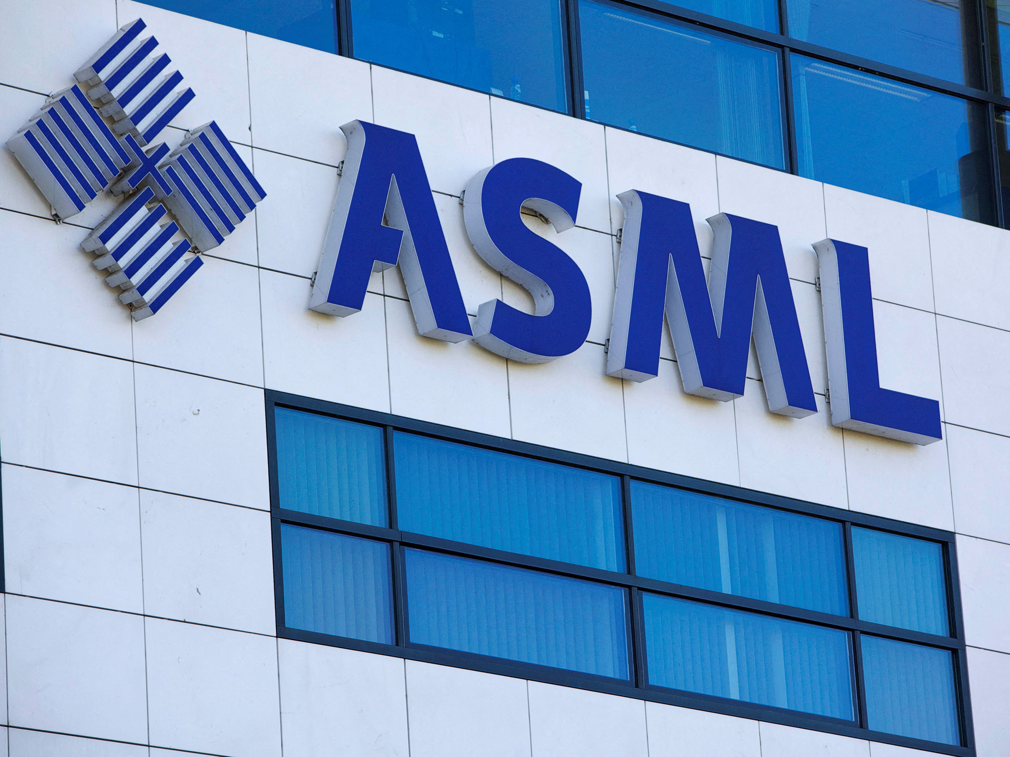 Intel memesan sistem ASML dengan harga lebih dari 0 juta – Perangkat Keras