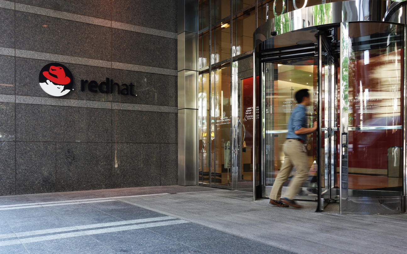 Red Hat discontinues sales in Russia over Ukraine - Vimarsana News