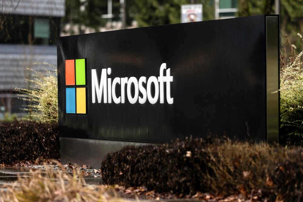Microsoft's cloud business outlook slightly behind expectations - Vimarsana News