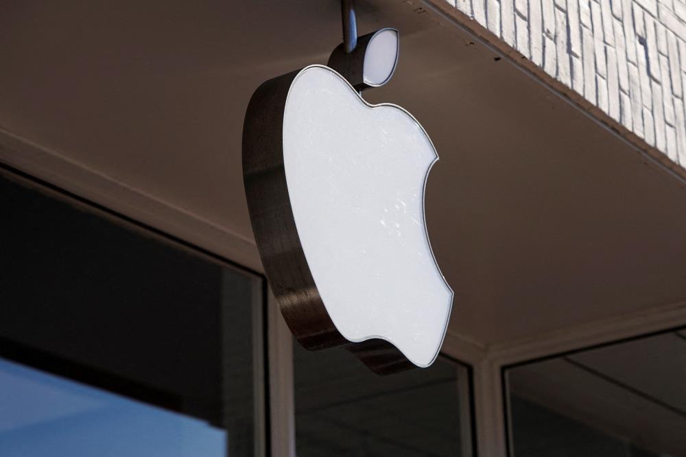 Apple to ask US Supreme Court to undo App Store order