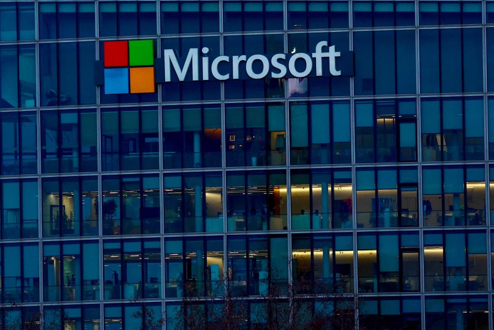 <div>Microsoft debuts 'Copilot+' PCs</div>