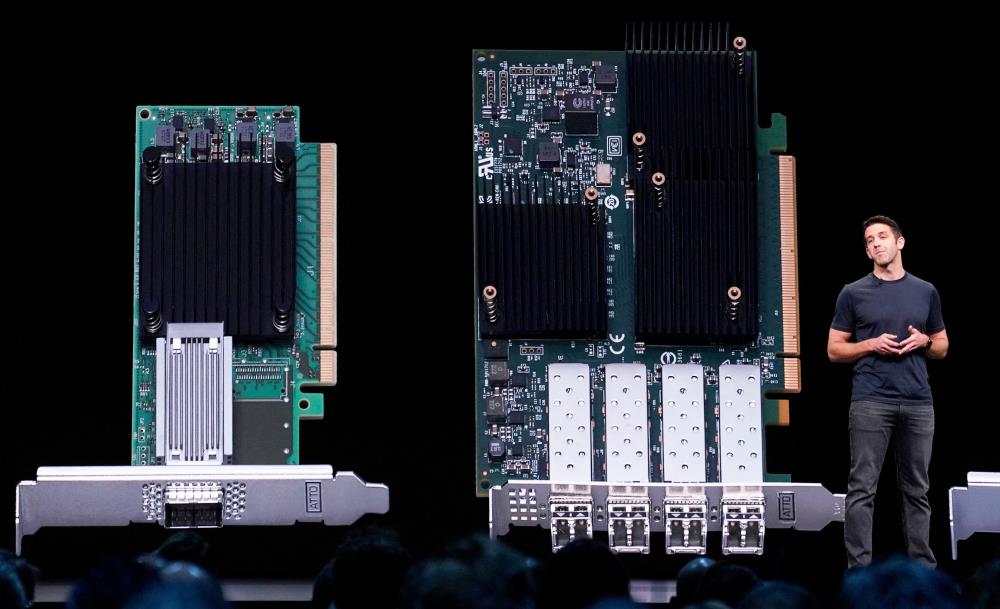Apple's new CEO is a product perfectionist taking on the AI age ...