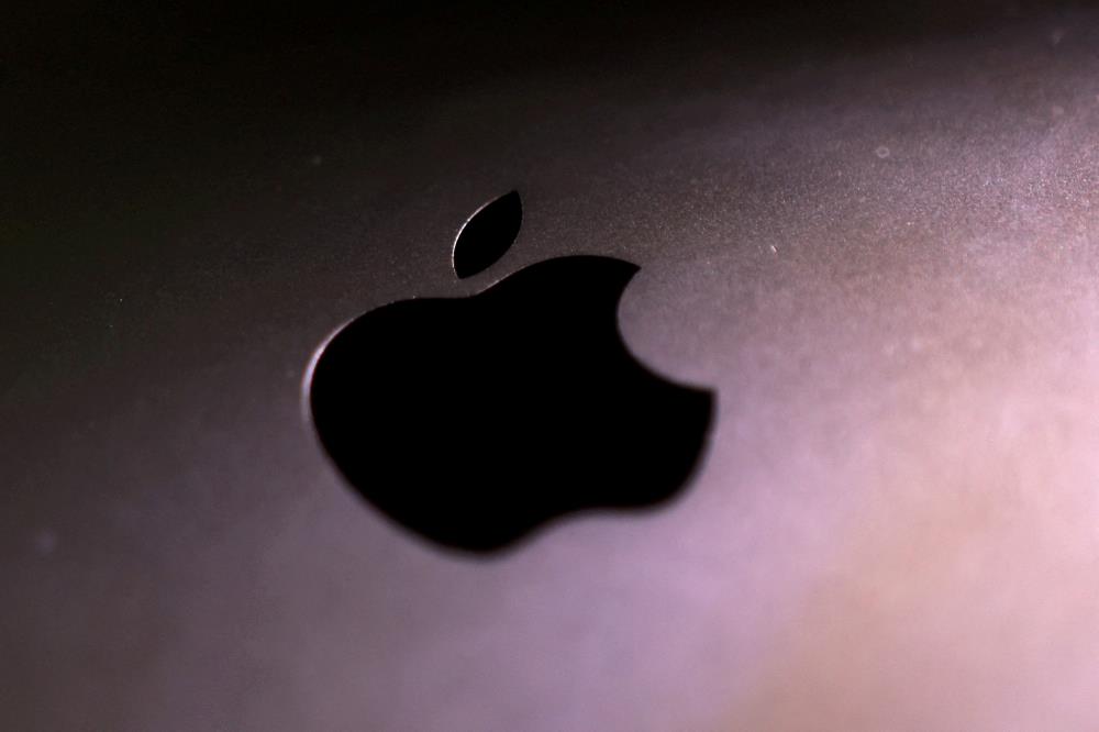 UK silence over demand for Apple data access is farcical, lawyer says
