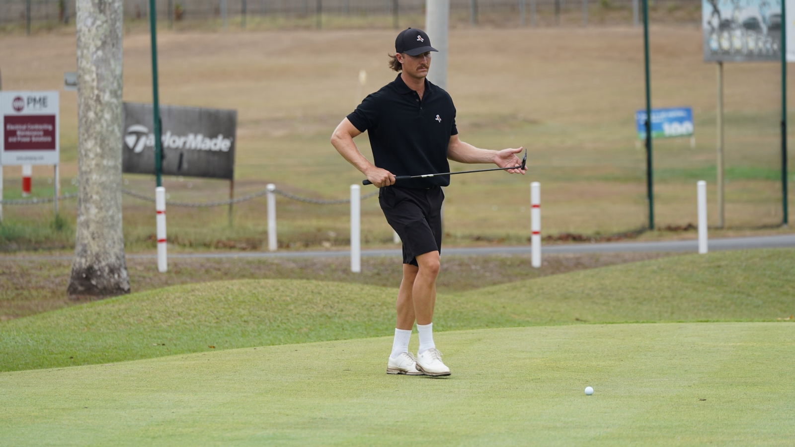 Dobbelaar delivers on day one of PNG Open