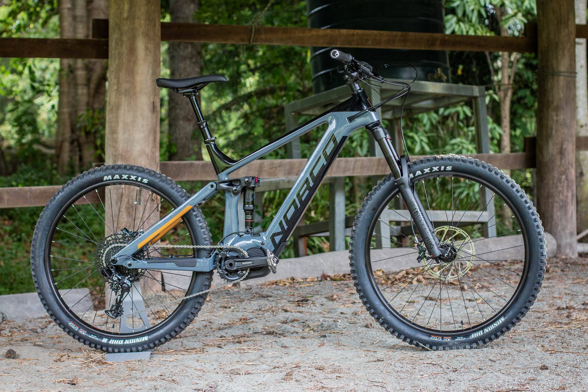 norco fluid vlt 2 2019 electric mountain bike
