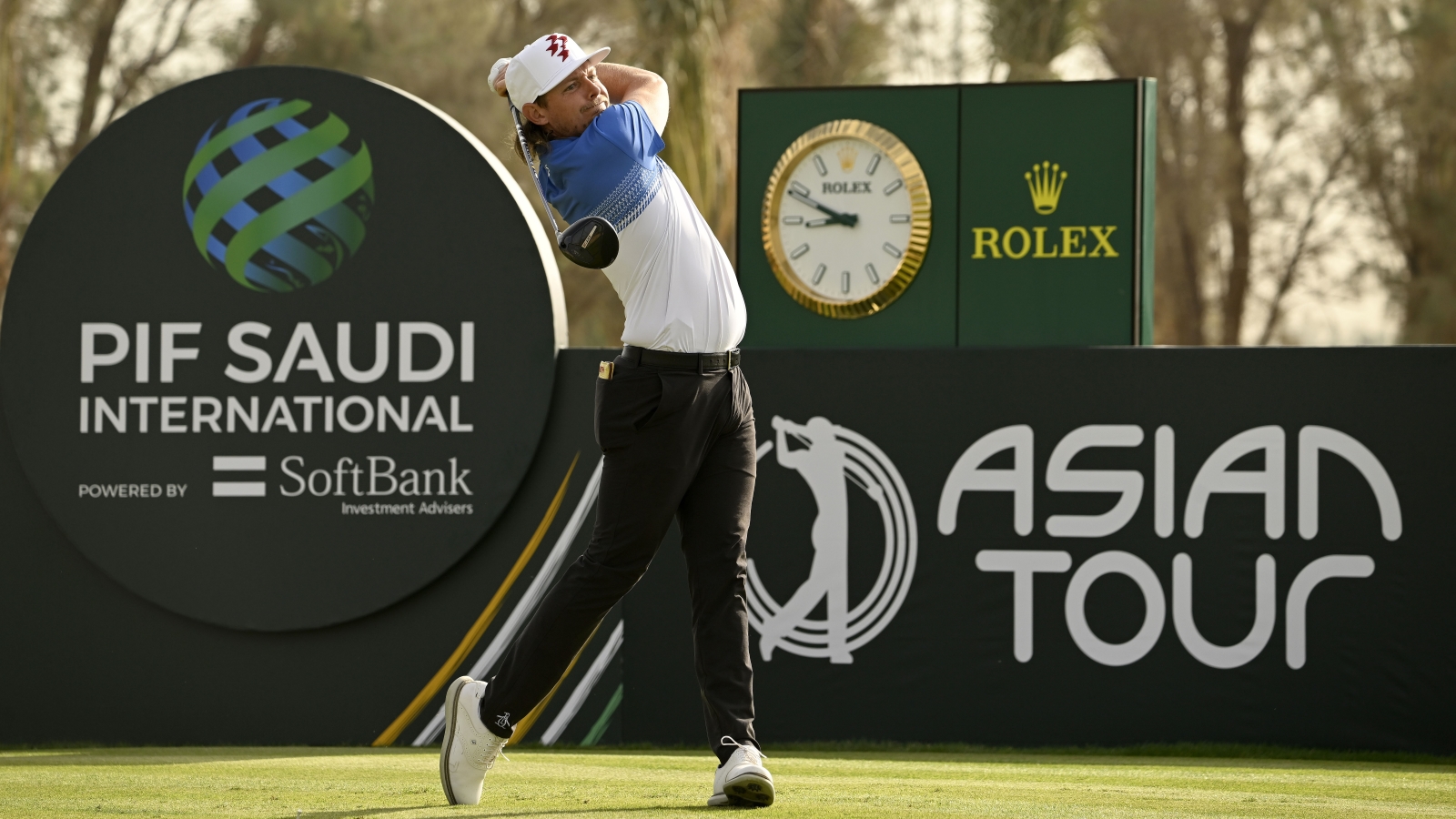 Smith leads Saudi International