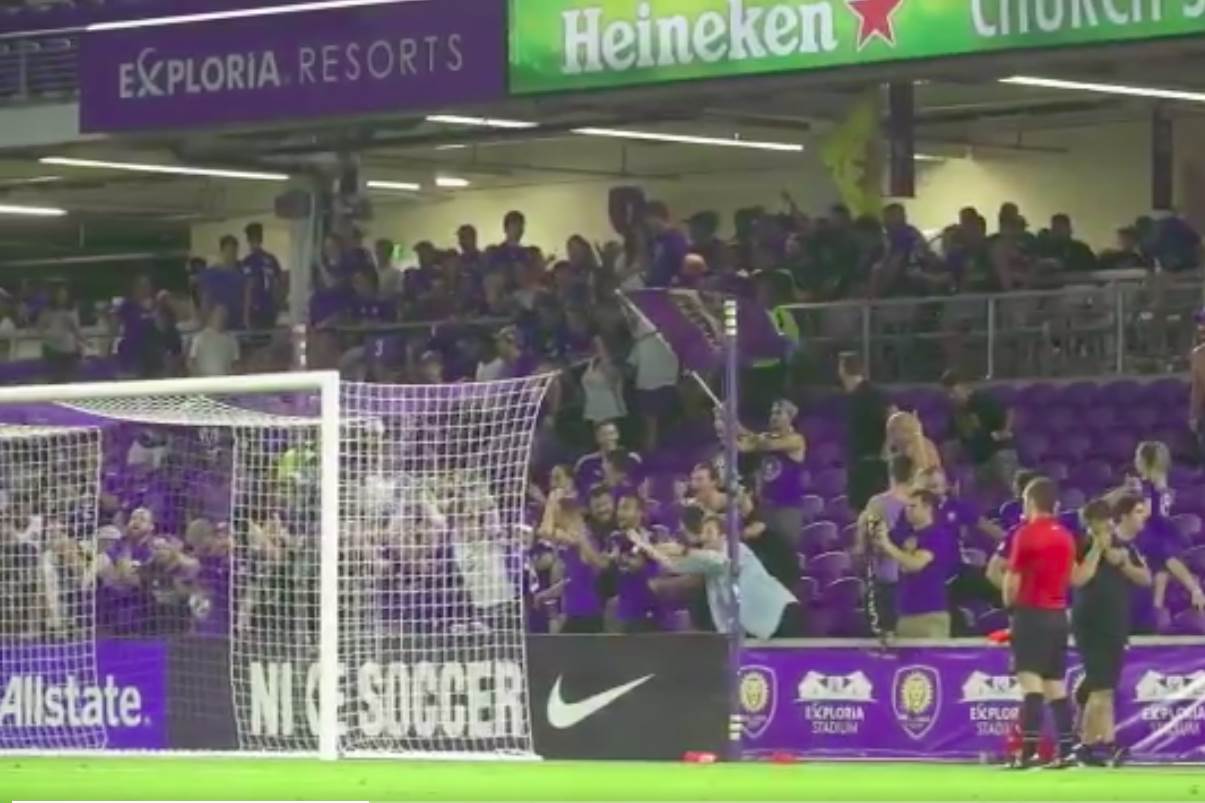 Watch! Orlando City supporters sprint to empty side of stadium for