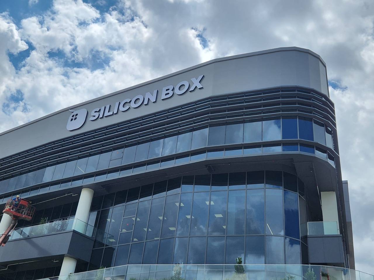 Silicon Box Launches US$2 Billion Semicon Foundry In Singapore ...