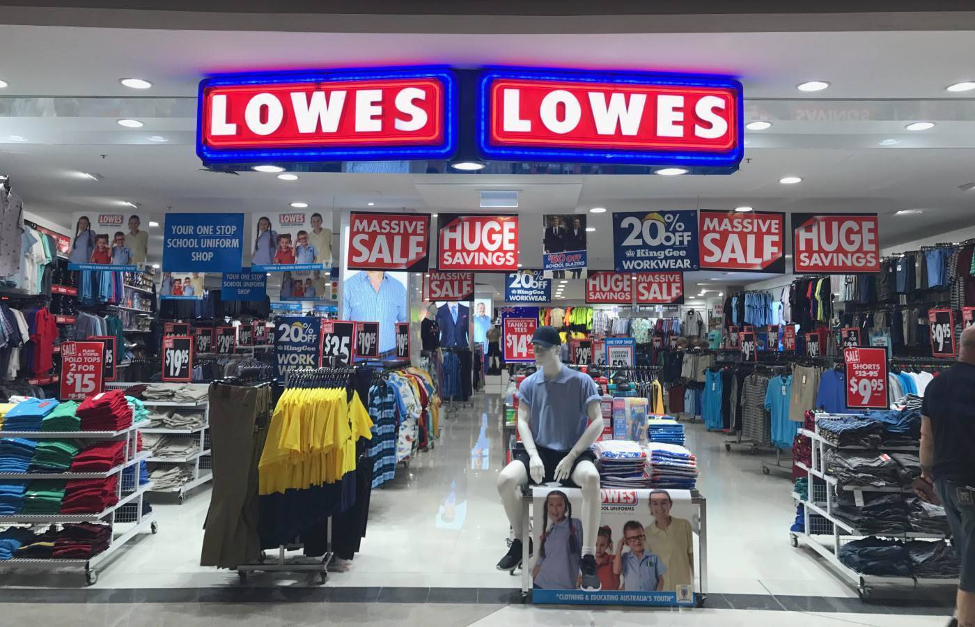 the closest lowe's department store