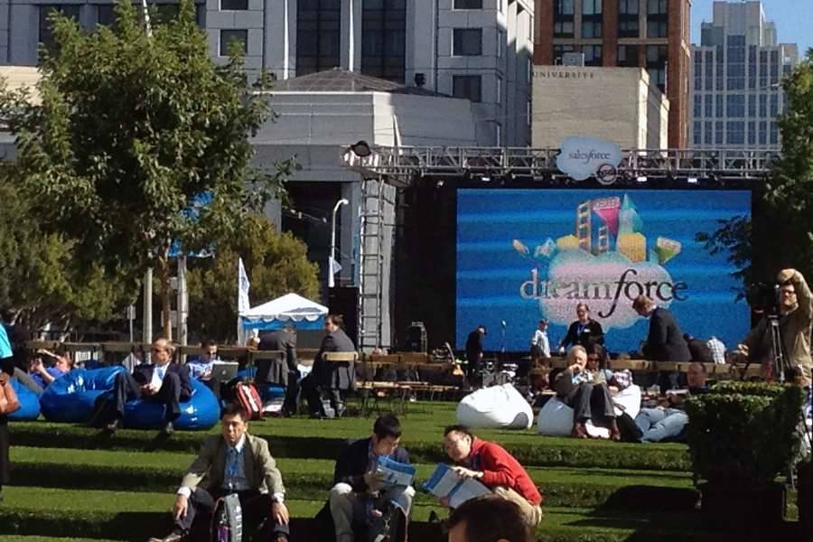 salesforce foundation dreamforce