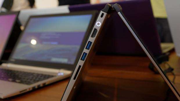 Toshiba Satellite Radius 15 Toshiba Satellite Radius 15