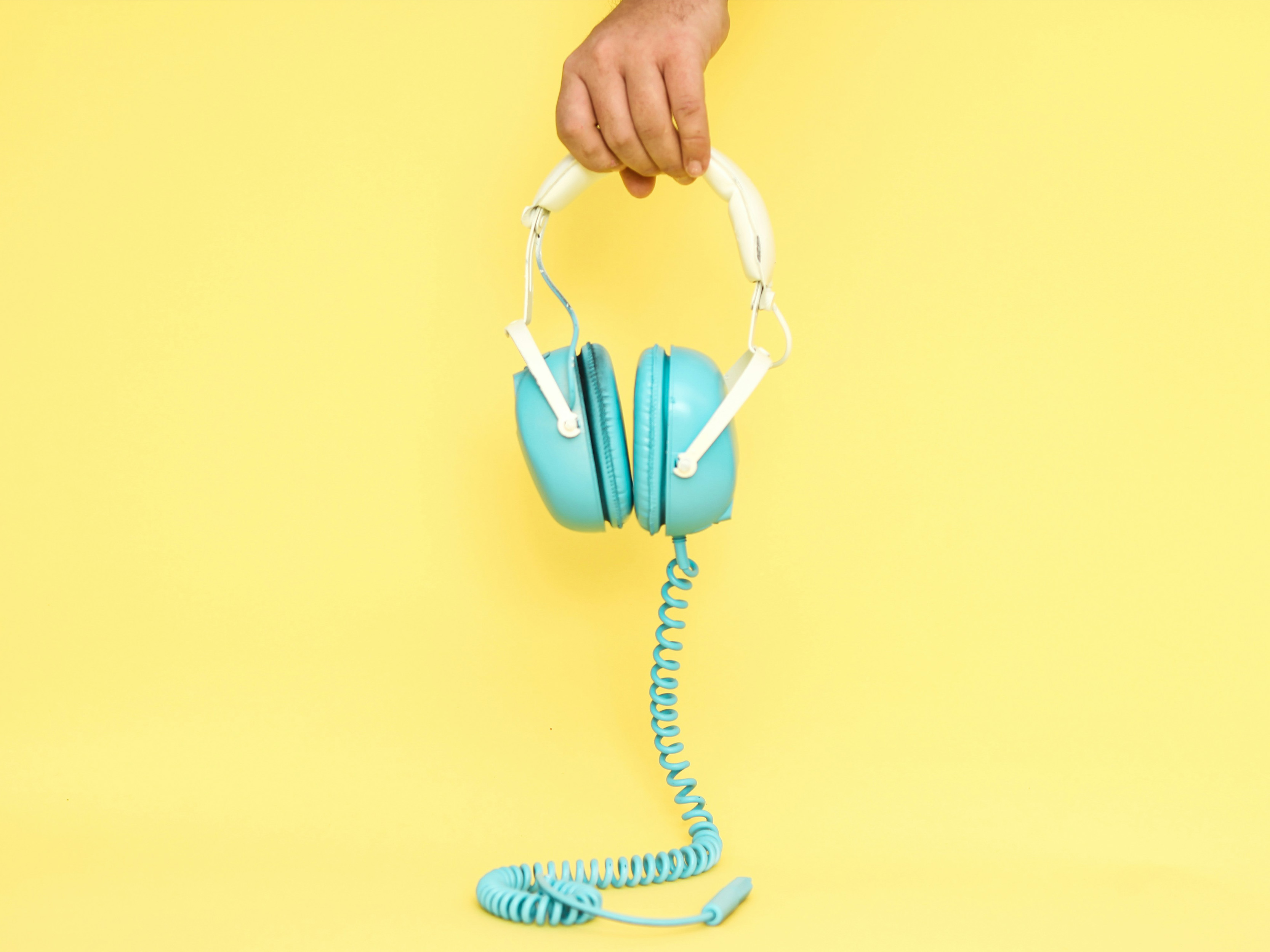 five podcasts to listen to when you want to learn something new - Vimarsana News