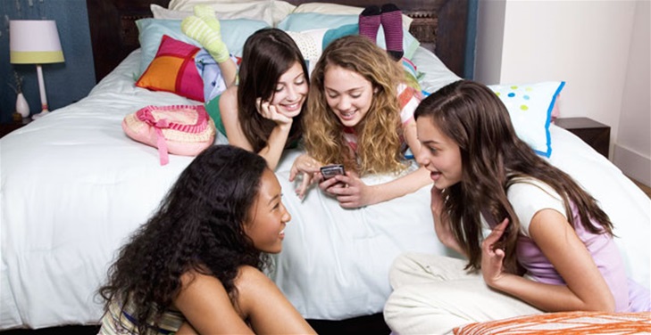 6 Tips for Throwing a Successful Slumber Party - Fern and Maple